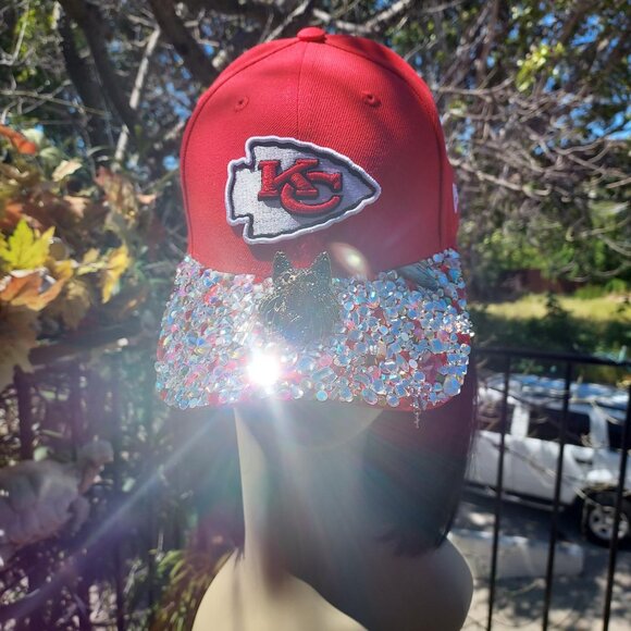 A Red Swarovski Crystal Kansas City Chiefs Hat W/Crystal WOLF Mascot main image 6
